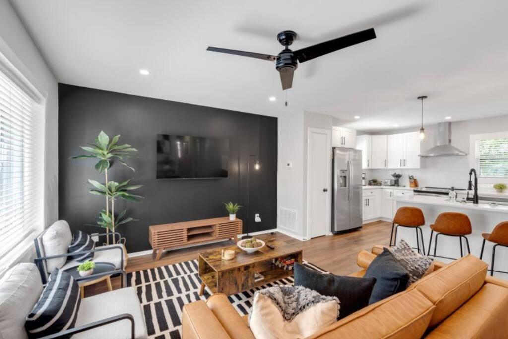 3 Mi To City & Pet Friendly & Quiet Neighborhood Casa de férias Charlotte