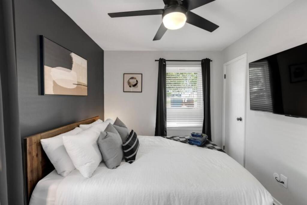 3 Mi To City & Pet Friendly & Quiet Neighborhood Casa de férias
